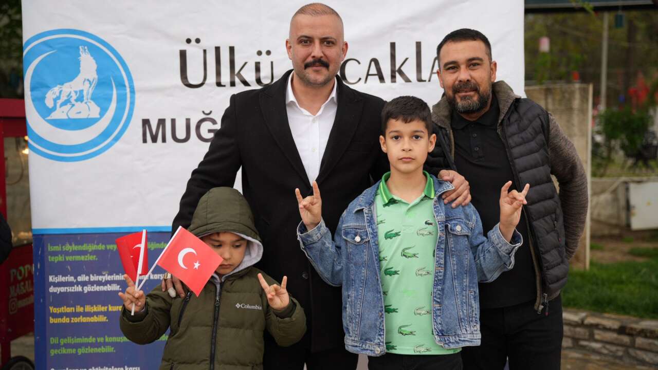 Muğla Ülkü Ocakları’ndan 23 Nisan’da Minik Kalplere Renkli Bayram Sürprizi 2